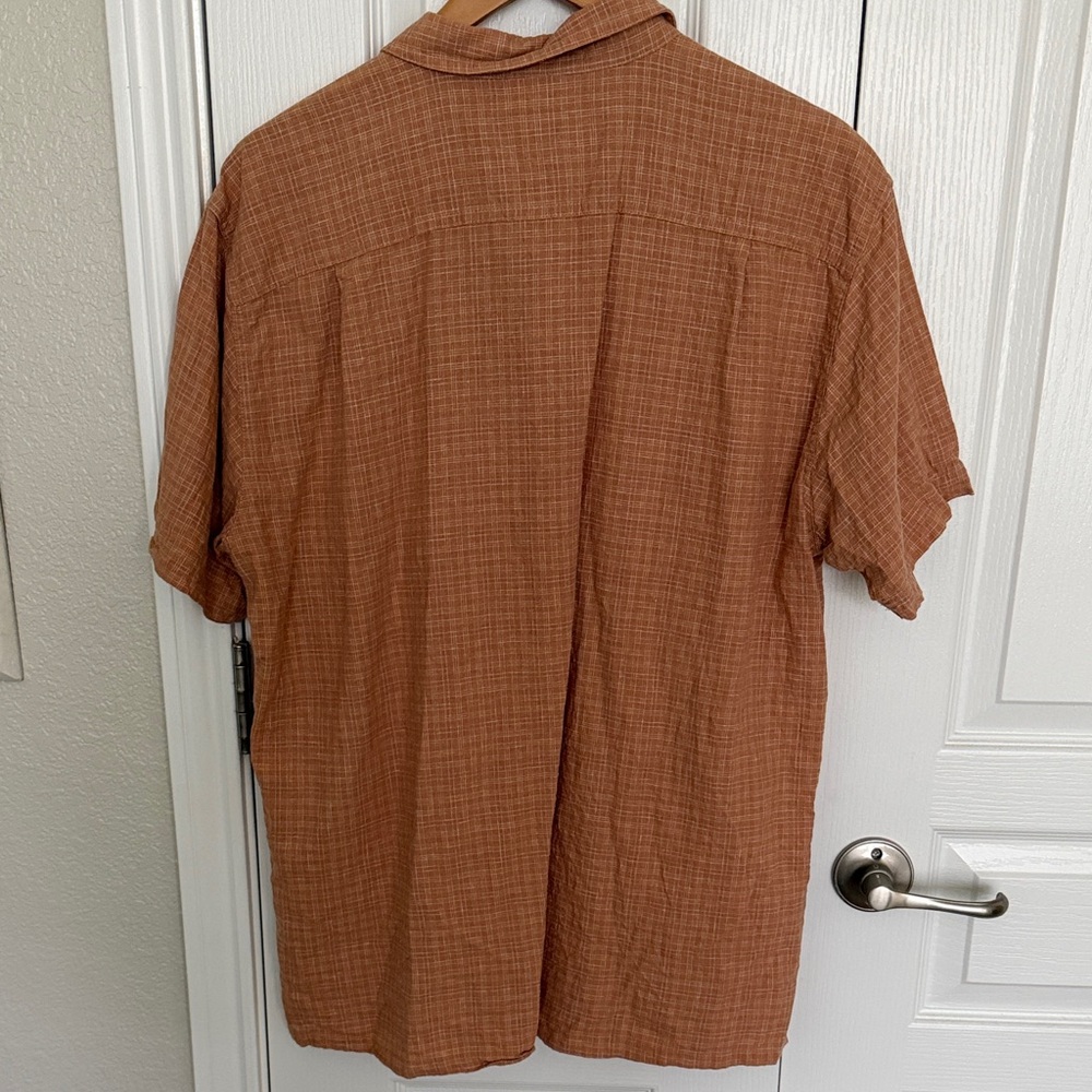 Patagonia Men's Casual Tan Button Down Shirt Short sleeve - Picture 4 of 4